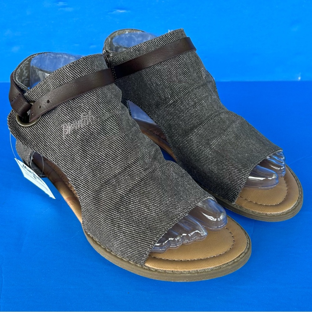 New Blowfish Women's Brown Canvas Sandals Size 7.5